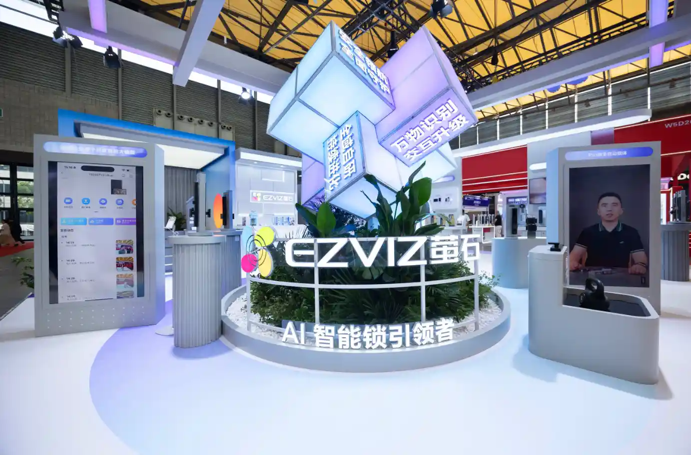AI智能锁领军者萤石亮相2025中国国际五金展，硬核科技引领行业新未来