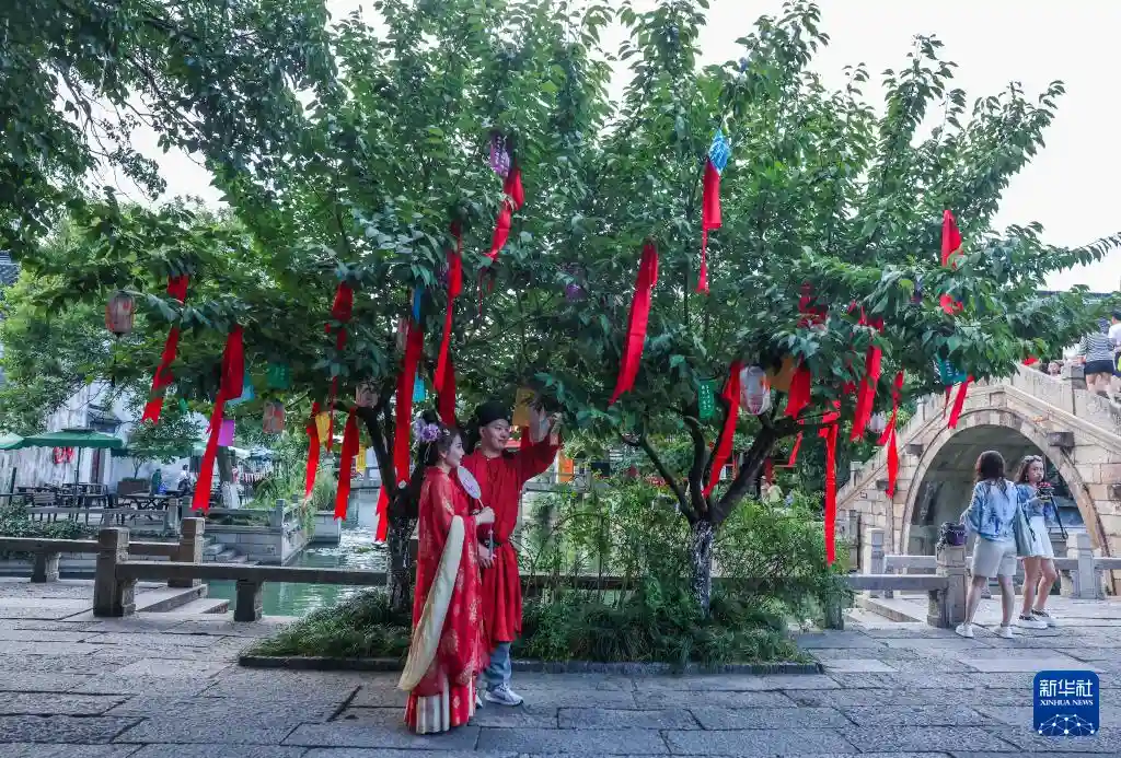 七夕心动夜:嘉兴文化周浪漫启幕
