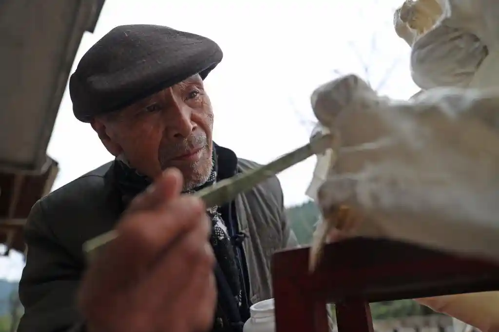 非遗跃动山水间——重庆彭水高台狮舞演绎文旅新篇