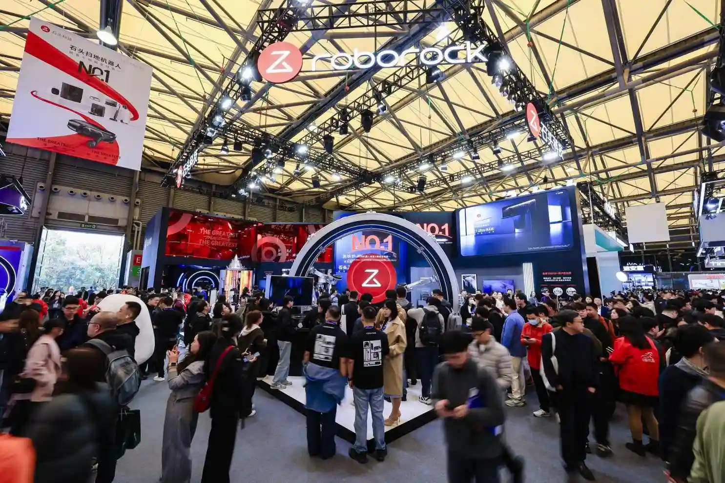 AWE2026引爆清洁新革命，石头科技重新定义家庭地面清洁未来